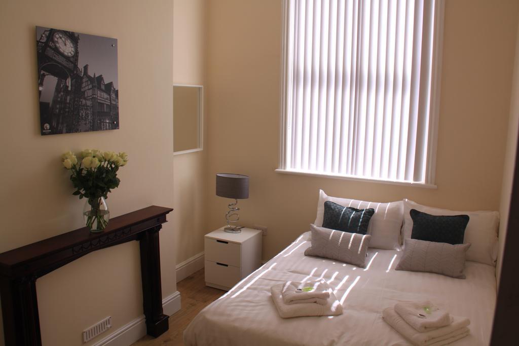 The Manchester Stockport Exterior photo